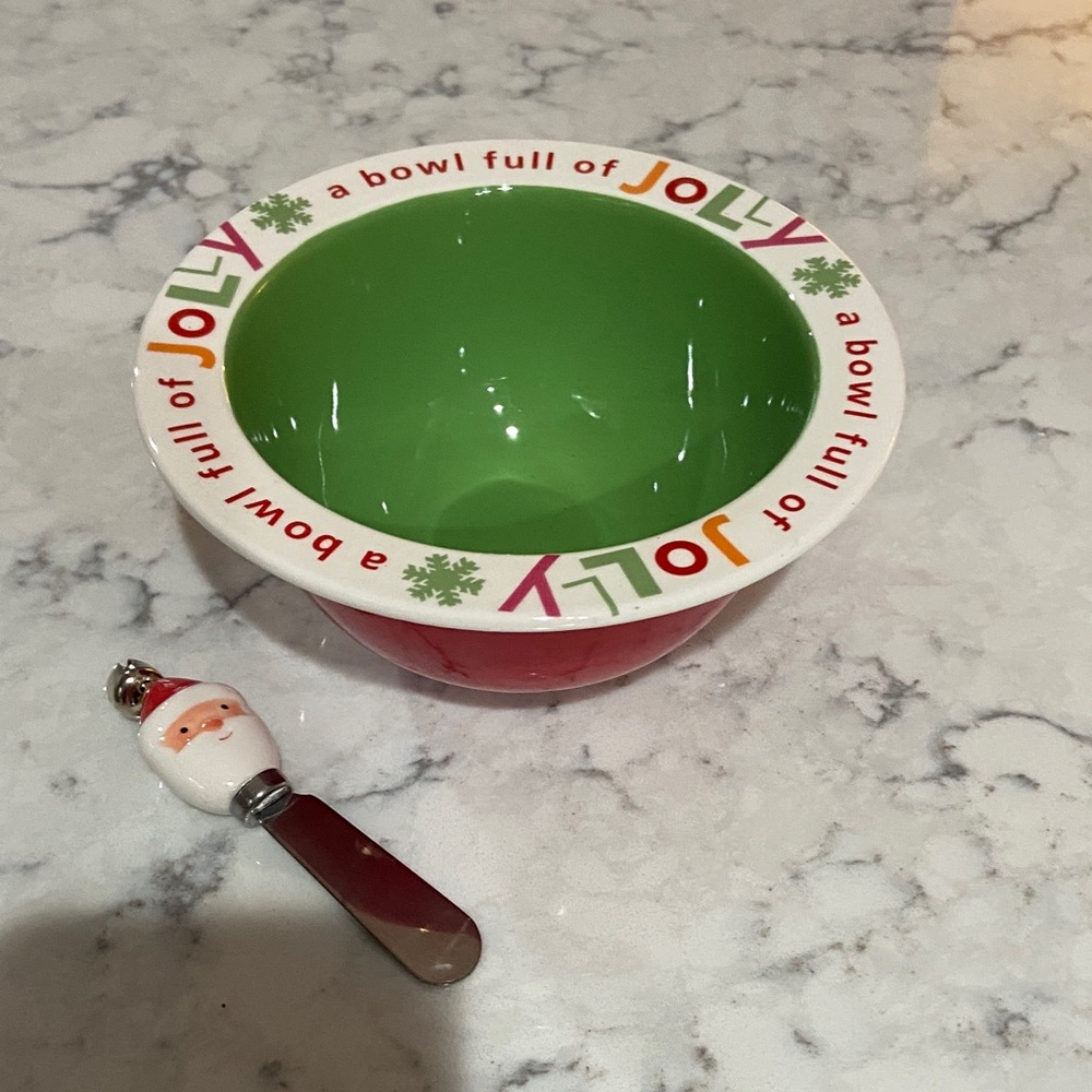Hallmark Jolly Green and Red Holiday Bowl with Santa Spreader NWOT